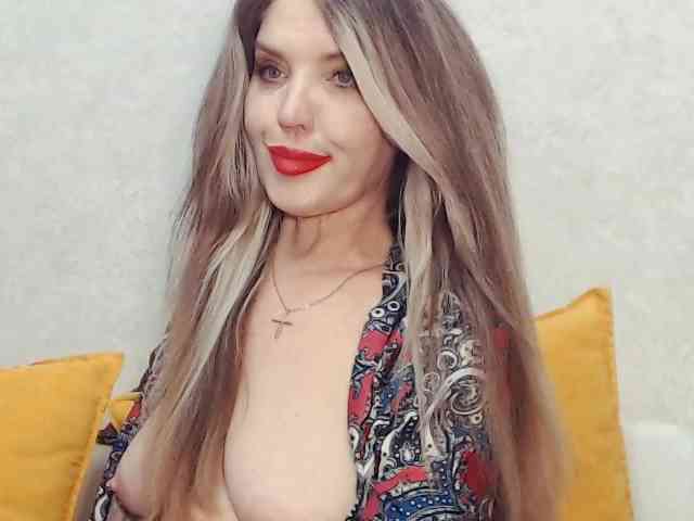 Drakulaura1 webcam