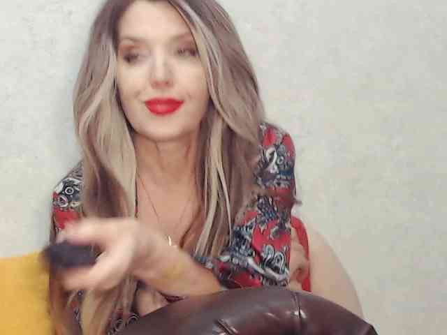 Drakulaura1 webcam