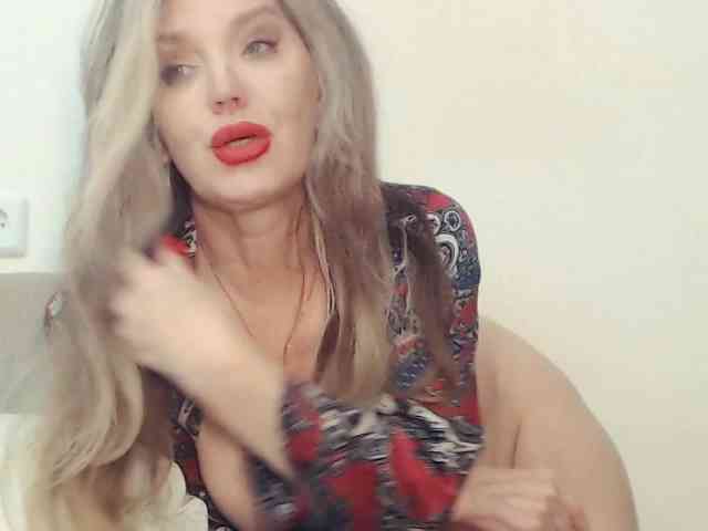 Drakulaura1 Sex Cam Show