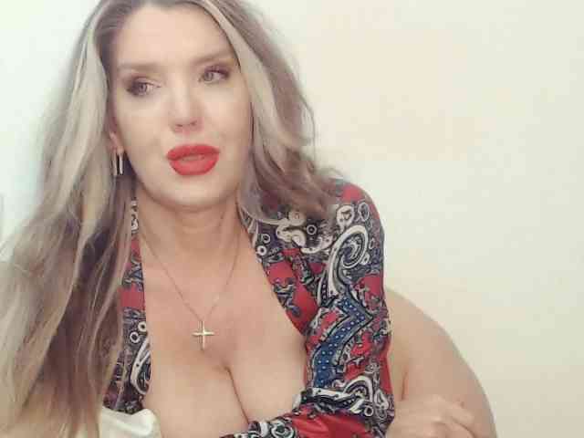 Drakulaura1 webcam