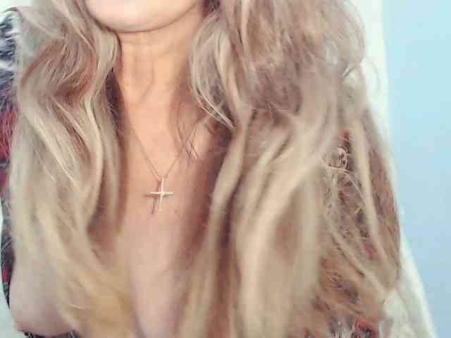 Drakulaura1 webcam