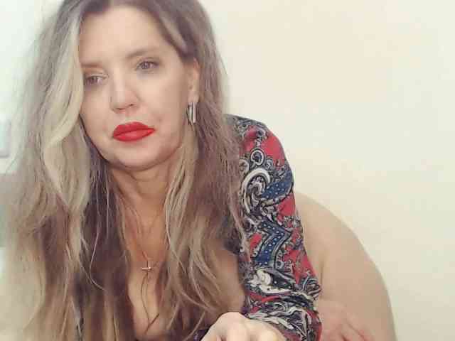 Drakulaura1 webcam