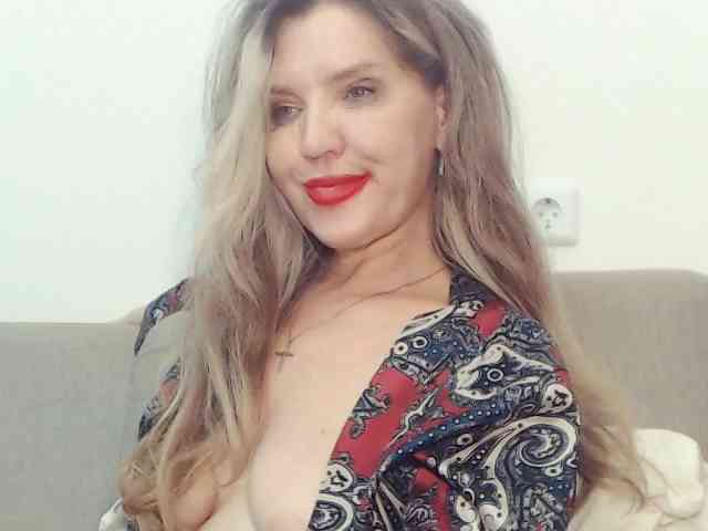 Drakulaura1 webcam