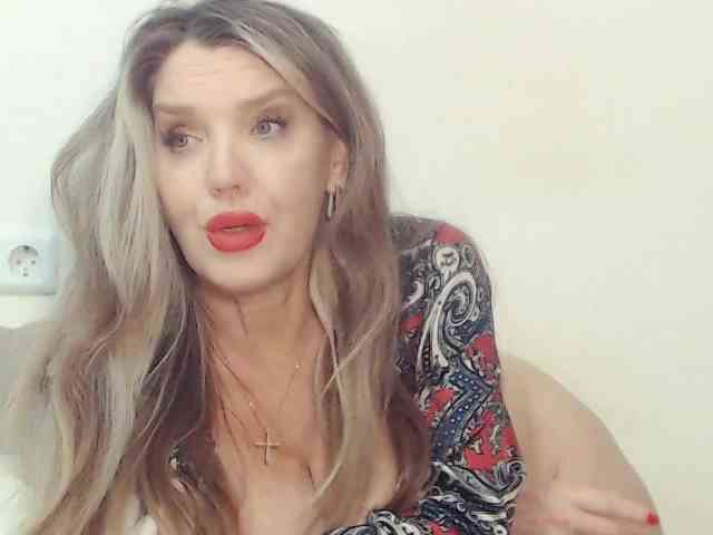 Drakulaura1 webcam