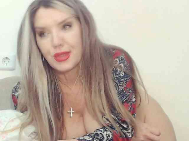 Drakulaura1 webcam