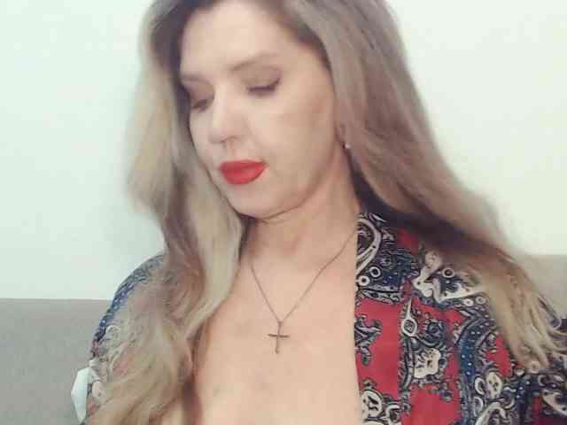 Drakulaura1 webcam