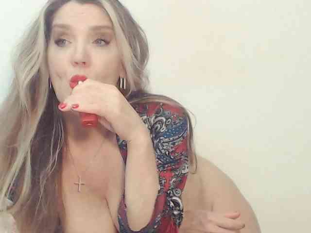 Drakulaura1 webcam