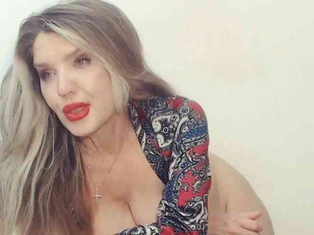 Drakulaura1 webcam