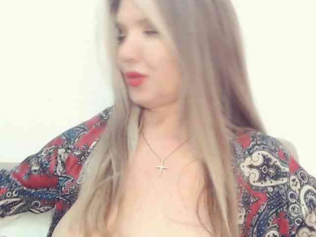 Drakulaura1 webcam