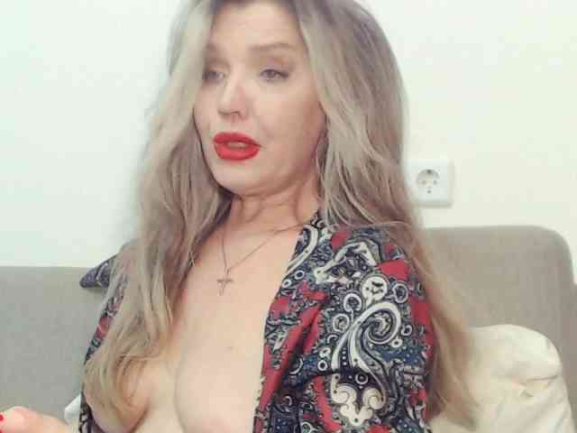 Drakulaura1 webcam