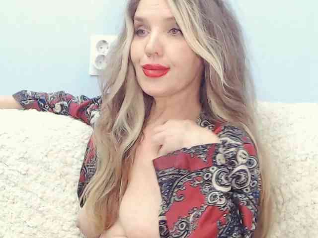 Drakulaura1 webcam