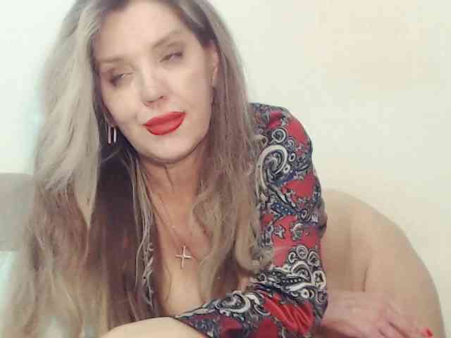 Drakulaura1 webcam