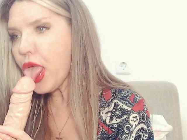 Drakulaura1 webcam