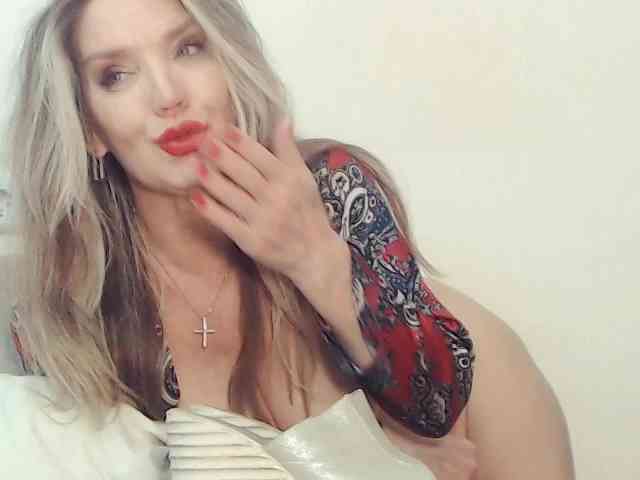 Drakulaura1 webcam