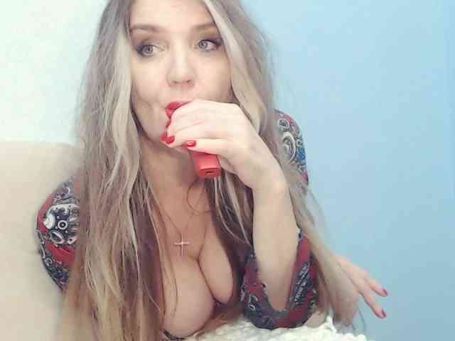 Drakulaura1 webcam
