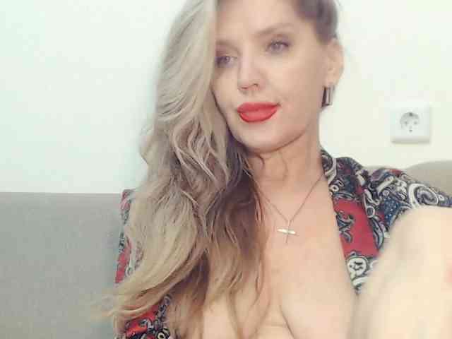 Drakulaura1 webcam