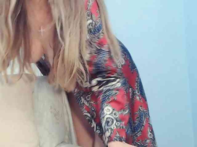Drakulaura1 webcam