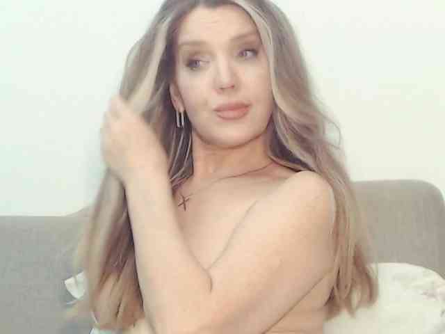 Drakulaura1 webcam