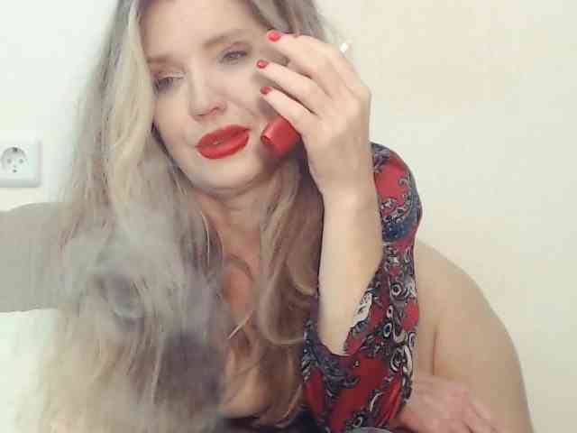 Drakulaura1 webcam