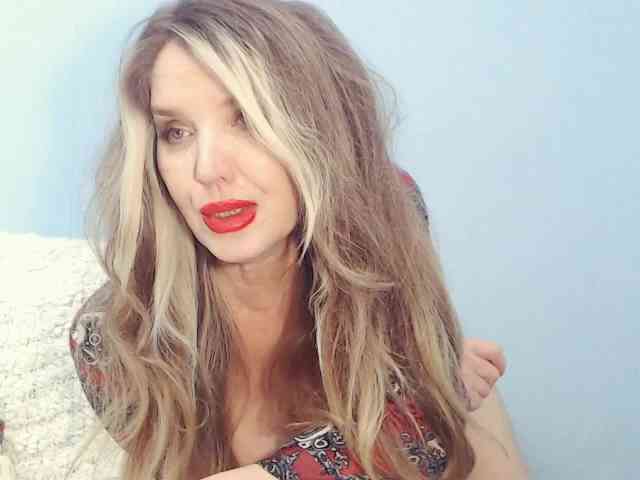 Drakulaura1 webcam