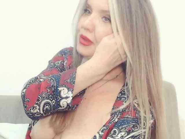Drakulaura1 webcam