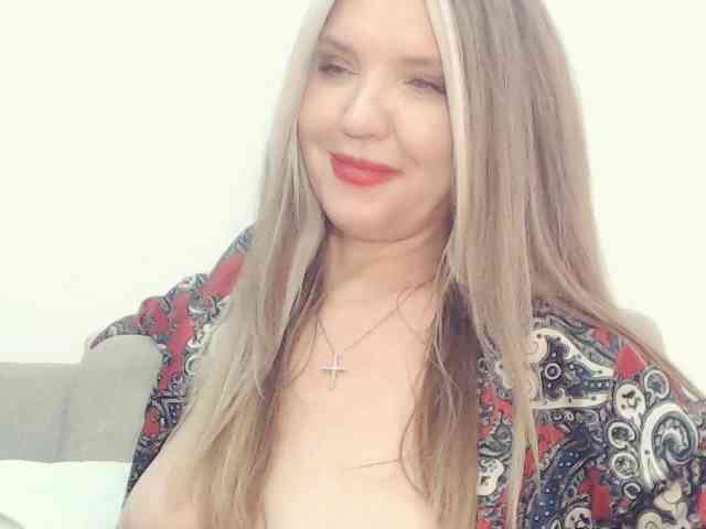 Drakulaura1 webcam
