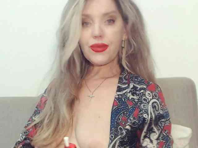 Drakulaura1 webcam