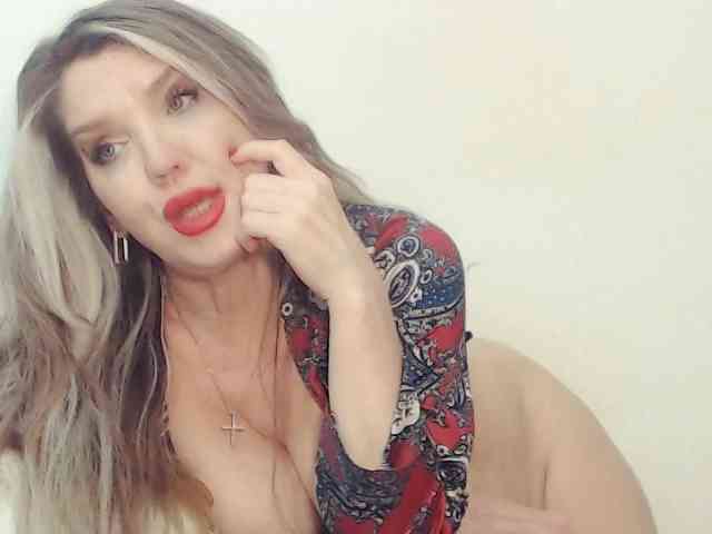 Drakulaura1 webcam