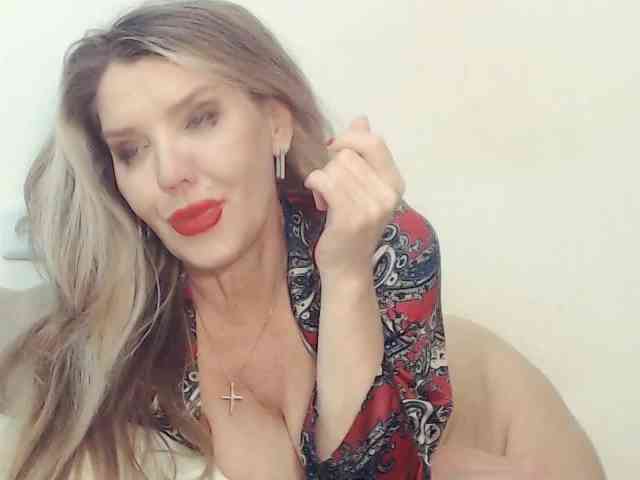 Drakulaura1 webcam