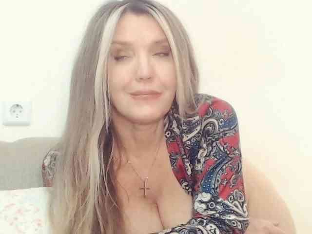 Drakulaura1 webcam
