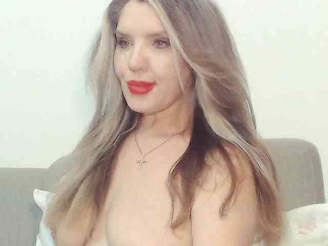 Drakulaura1 webcam