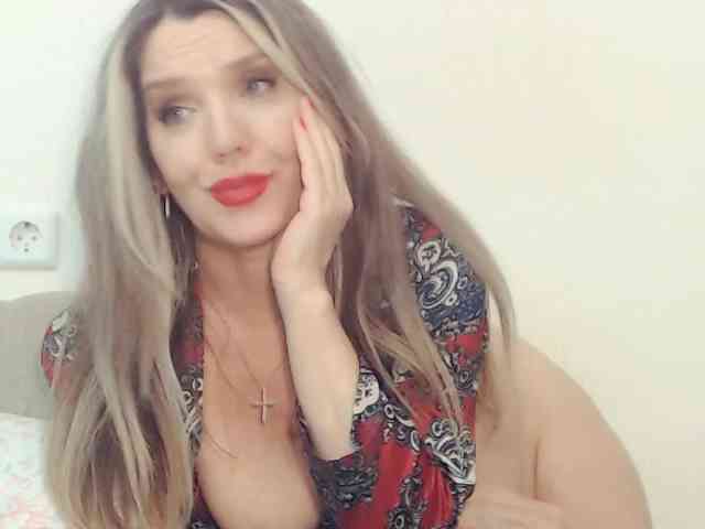 Drakulaura1 webcam