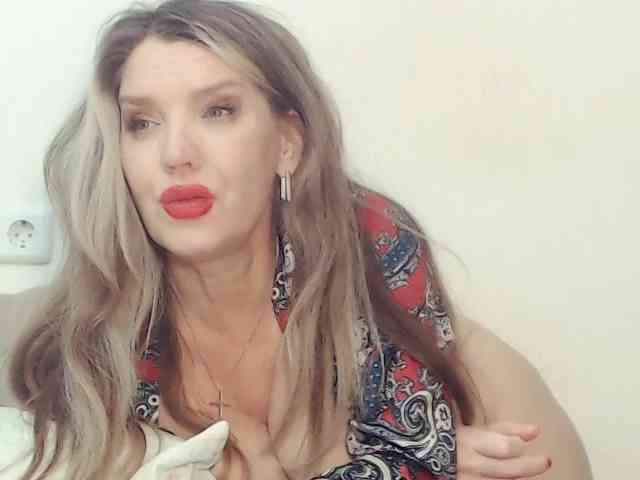 Drakulaura1 webcam