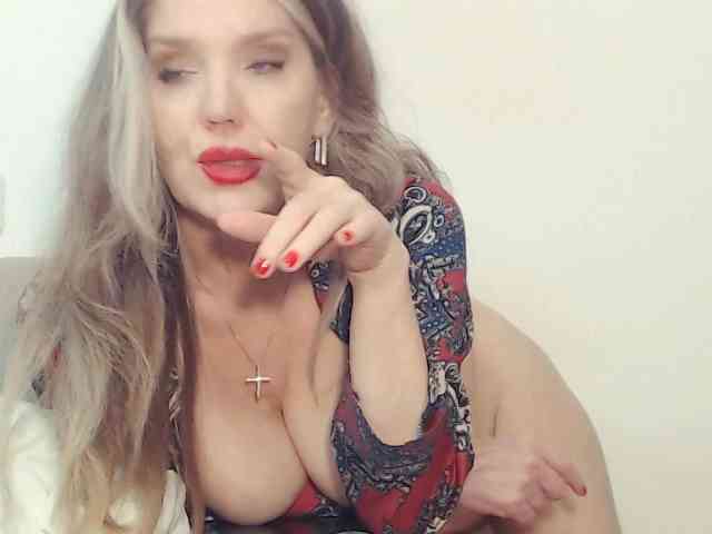 Drakulaura1 webcam