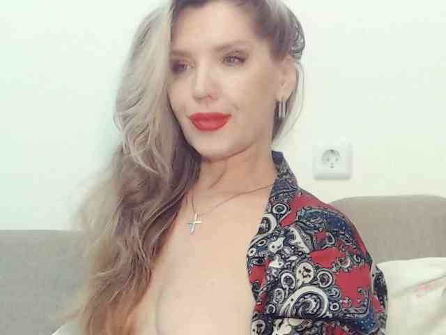 Drakulaura1 webcam