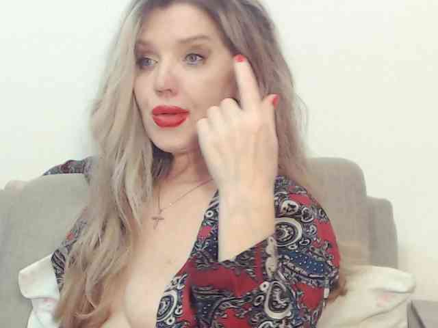 Drakulaura1 webcam