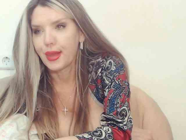 Drakulaura1 webcam