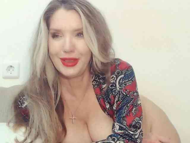 Drakulaura1 webcam