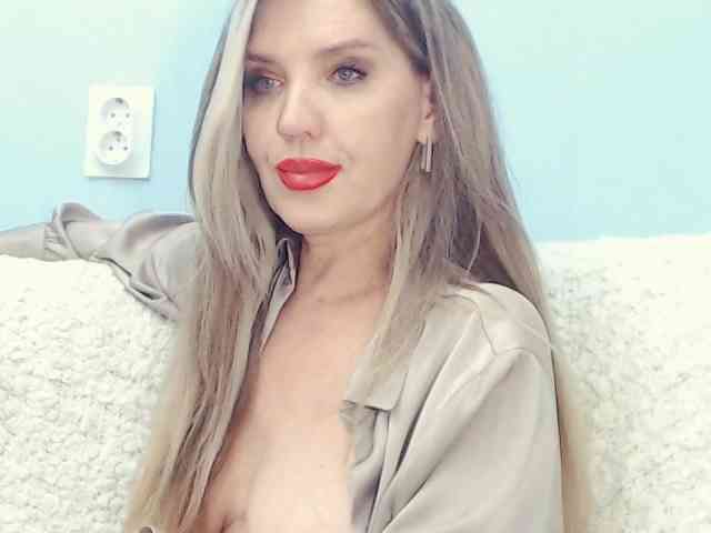 Drakulaura1 webcam