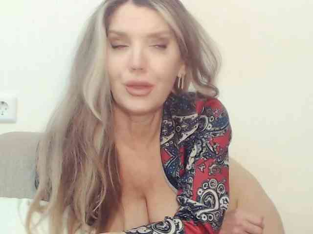 Drakulaura1 webcam