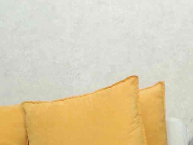 Drakulaura1 webcam