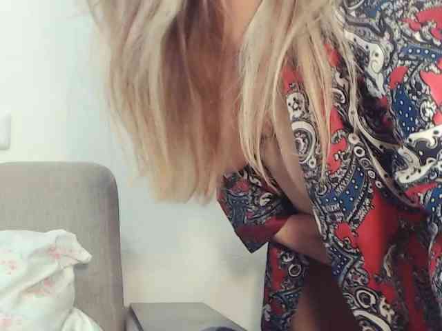 Drakulaura1 webcam