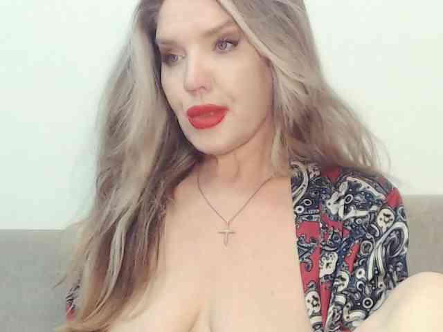 Drakulaura1 webcam