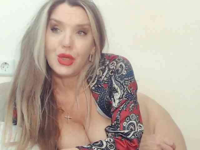 Drakulaura1 webcam