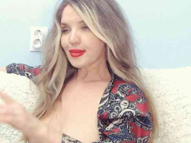 Drakulaura1 webcam