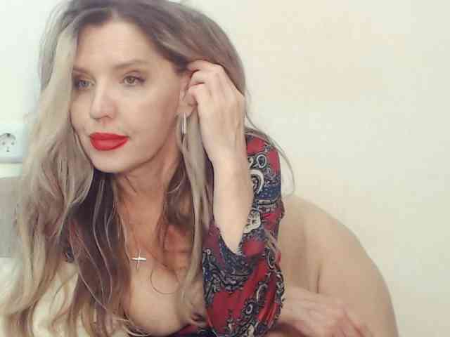 Drakulaura1 webcam