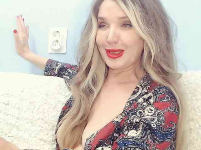 Drakulaura1 webcam