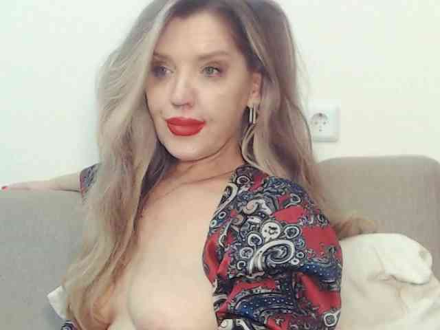 Drakulaura1 webcam