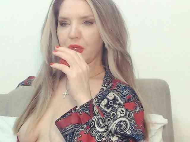 Drakulaura1 webcam