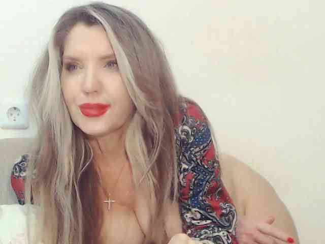 Drakulaura1 webcam